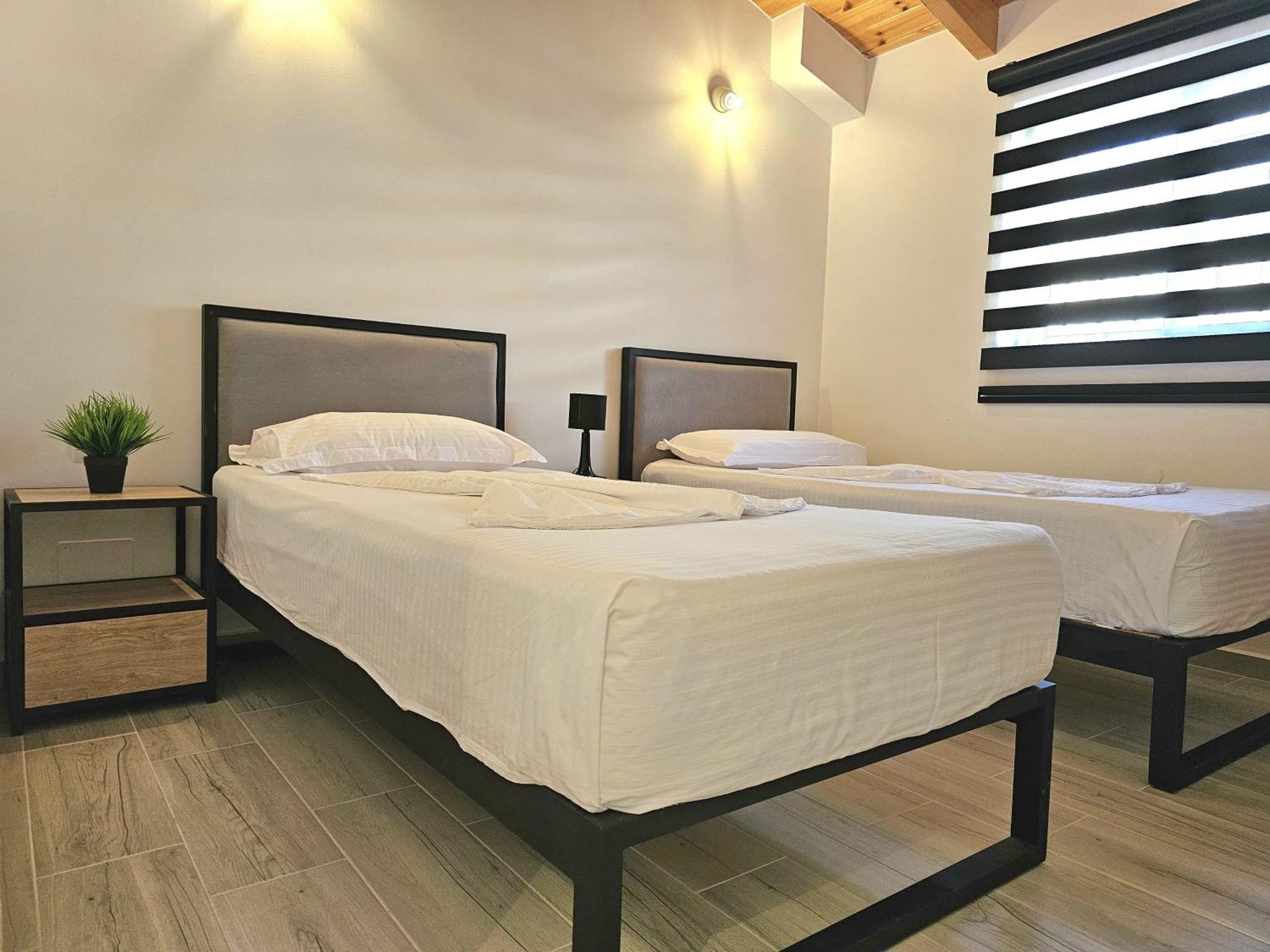 Villa Arta Apartments Sarandë Buitenkant foto
